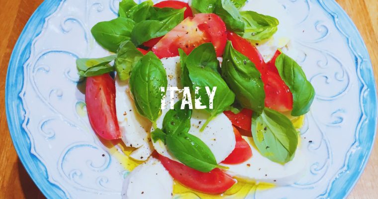 Italian tomato, mozzarella and basil salad | Insalata Caprese | What is the national dish of Italy?