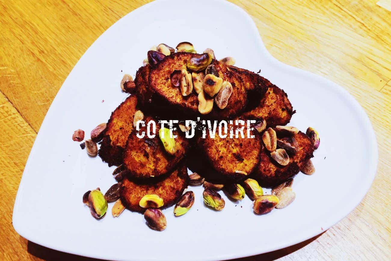 Côte d’Ivoirian fried plantain with roasted nuts | How do you make Alloco or Kelewele | What is the national dish of The Ivory Coast